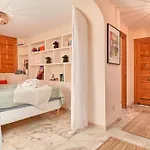 Casa Milo * 살로브레나