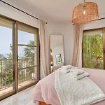 Casa Milo